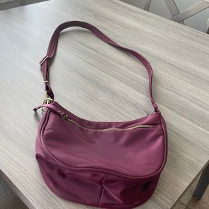 Travelon Crossbody bag with inside light and locking zipper